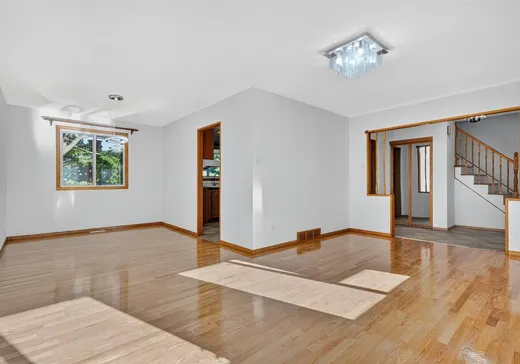 Maison à vendre - 3190 Place Byzance, Brossard, J4Z 2T9
