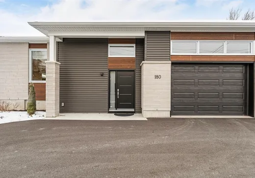 Maison à vendre - 180 Ch. Southière, Magog, J1X 5T6