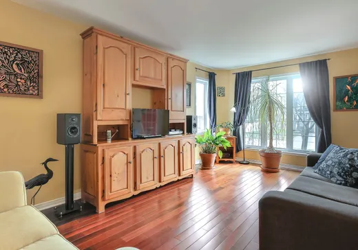 Maison à vendre - 5 Rue Marie-Marthe-Daoust, Notre-Dame-de-l'Île-Perrot, J7W 1W2