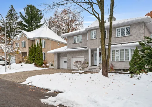 Two or more stories for sale - 18 Rue des Tilleuls, Sainte-Thérèse, J7E5P5