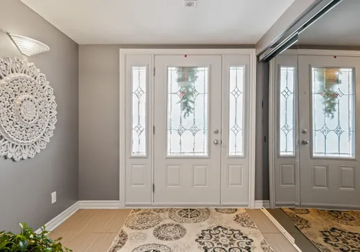 House for sale - 18 Rue des Tilleuls, Sainte-Thérèse, J7E 5P5