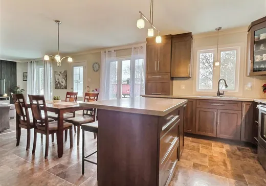 Maison à vendre - 1655 Rue Ste-Anne, Plessisville, G6L 1B7