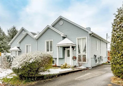 Bungalow for sale - 4249 Rue Marguerite-Bourgeoys, Rock Forest, J1N4A6