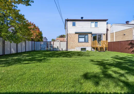 House for sale - 3305 Rue Ovila-Hamel, St-Hubert, J3Y 8P6