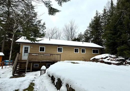 Maison à vendre - 114 Ch. du Lac-Bois-Franc, Val-des-Monts, J8N 1C7