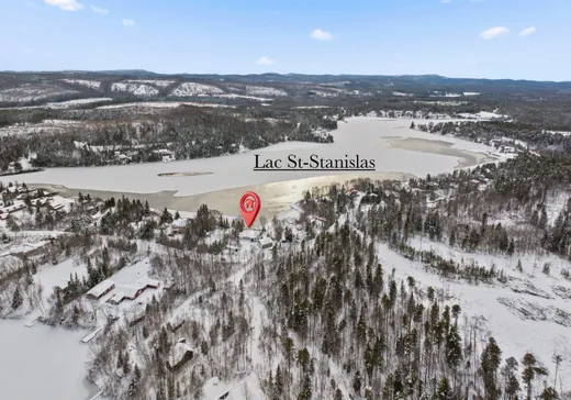 Maison à vendre - 2040 Ch. du Lac-St-Stanislas N., Saint-Zenon, J0K 3N0
