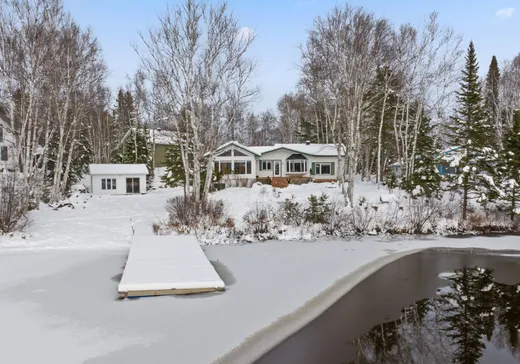 Maison à vendre - 2040 Ch. du Lac-St-Stanislas N., Saint-Zenon, J0K 3N0