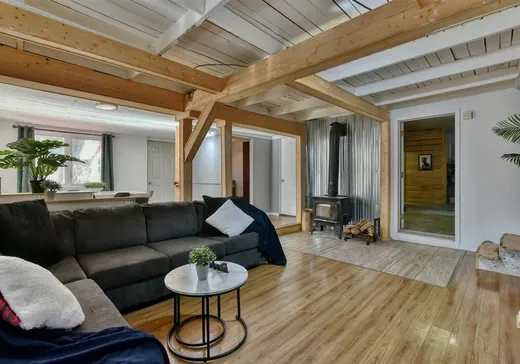 Two or more stories for sale - 1423 Ch. de Val-des-Lacs, Sainte-Sophie, J5J2S8