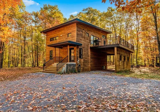 Maison à étages à vendre - 9880 Route Marie-Victorin, Massueville, J3R1T9