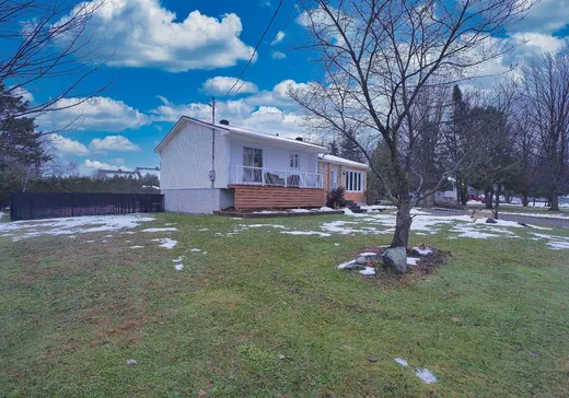 Maison à vendre - 6 Rue de Lachine, Granby, J2H 2G6