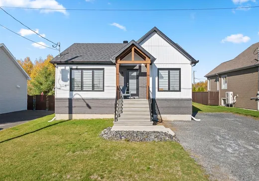 Bungalow for sale - 4640 Rue Lagacé, Drummondville, J2E0A8