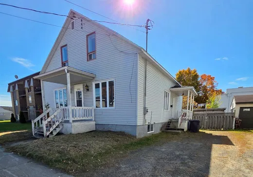 Maison à étages à vendre - 3753 Rue Trudel, Shawinigan, G9N6S1