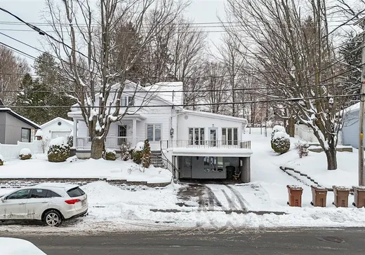 Two or more stories for sale - 13 Rue des Hospitalières, Victoriaville, G6P6N4