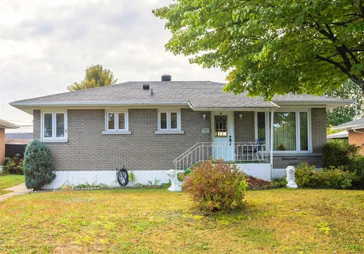 Maison à vendre - 440 203e Avenue, St-Mathieu-Du-Parc, G9T 3C7