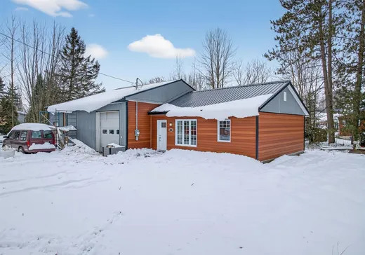 Bungalow à vendre - 330 Rue Ste-Sophie, Deschambault, G0X1V0