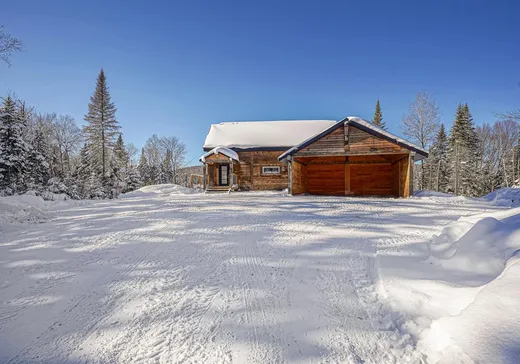 1 1/2 Storey for sale - 397 Ch. du Village-Manitou, Sainte-Agathe-des-Monts, J8C2Z8