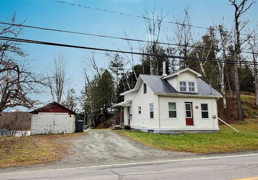 Two or more stories for sale - 378 Rue Tyler, Magog, J0B1C0