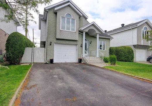 House for sale - 7087 Rue Talbot, St-Hubert, J3Z 1E9