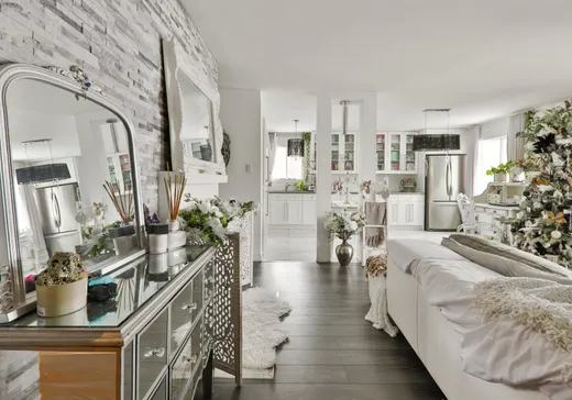 Condo for sale - 3490 Boul. Notre-Dame, Laval (Chomedey), H7V 3Z7