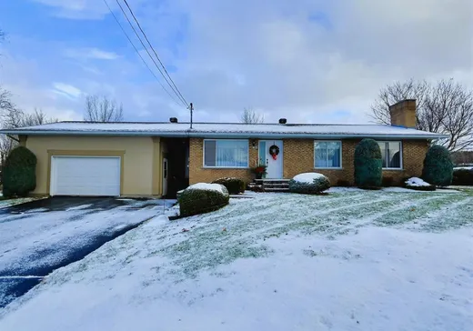 House for sale - 1380 Av. Gosselin, Plessisville, G6L 2X7