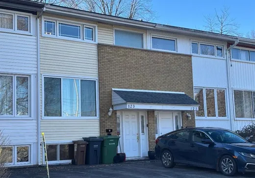 Maison à étages à vendre - 123 Av. Jean-Brillant, Montréal (Pierrefonds-Roxborro), H8Y2S6