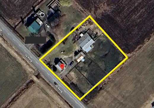 House for sale - 501A 2e Rang, Sainte-Hélène-de-Bagot, J0H 1M0