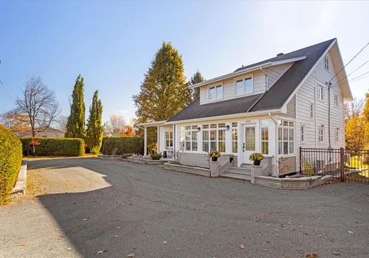 Two or more stories for sale - 1440 Boul. Mercure, Drummondville, J2B3M4