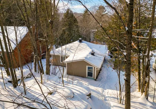 House for sale - 42 Rue de l'Épervière, Magog, J1X 6G7