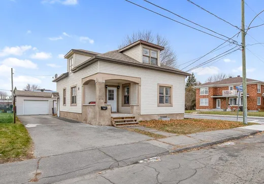 Bungalow for sale - 45 Rue Caroline, Salaberry-de-Valleyfield, J6S2V9