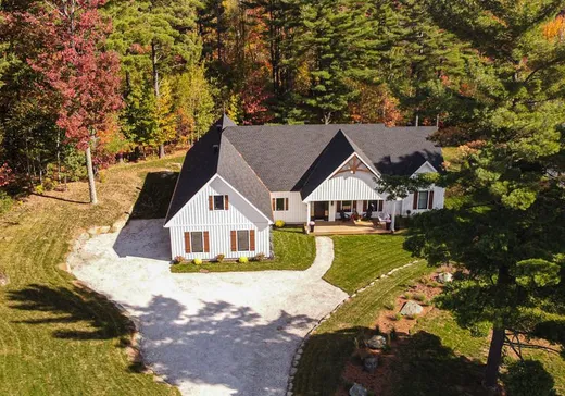 Maison à vendre - 9 Rue du Parcours, Lac-Brome, J0E 1R0