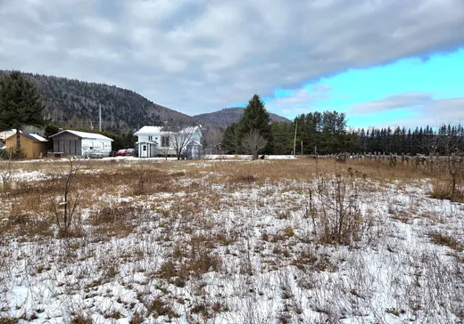 House for sale - 611 Route 195, Matane, G0J 3H0