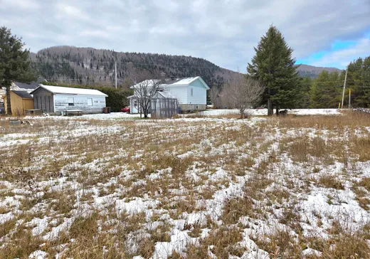 House for sale - 611 Route 195, Matane, G0J 3H0