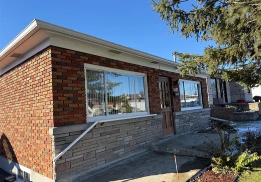 Bungalow à vendre - 4875 Rue Paquette, Laval (Auteuil), H7K2A2