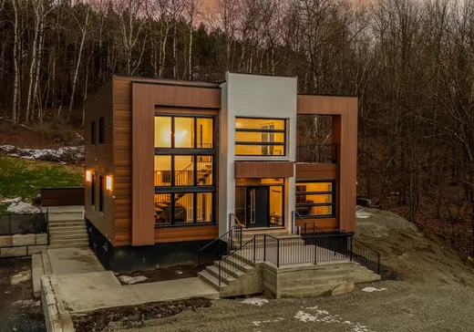 Maison à étages à vendre - 2306 Ch. Duplessis, Sherbrooke, J1H0C2