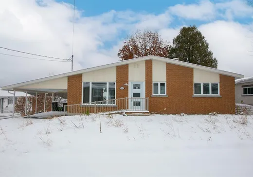 House for sale - 210 Rue Martel, Asbestos, J1T 2K6