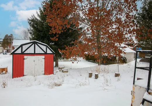 House for sale - 210 Rue Martel, Asbestos, J1T 2K6