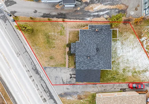 Maison à vendre - 597 Rue Hébert, Salaberry-de-Valleyfield, J6S 2B5