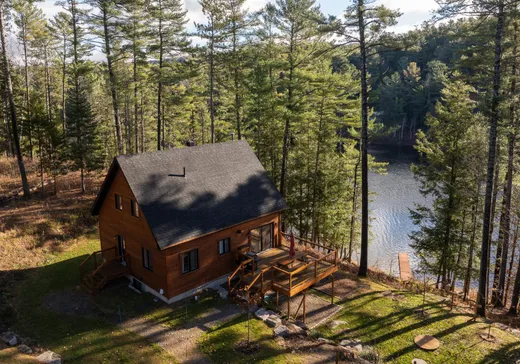 Maison à vendre - 14 Ch. du Huard, Lac-du-Cerf, J0W 1S1
