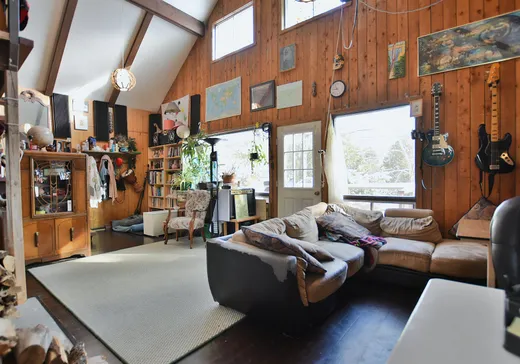 Maison à vendre - 9 Rue du Sentier-du-Sommet, Sainte-Marguerite-du-Lac-Masson, J0T 1L0