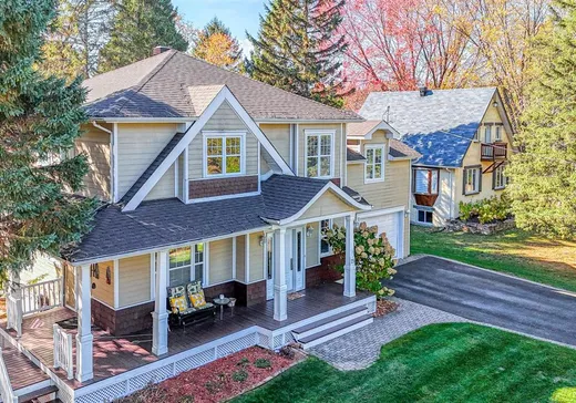 Maison à vendre - 75 Av. Ste-Marguerite, Saint-Sauveur, J0R 1R5