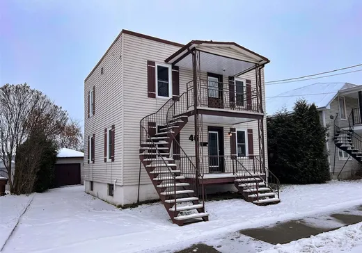 Maison à étages à vendre - 46 Rue Ducharme, Victoriaville, G6P4J7