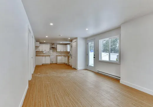 House for sale - 150 Rue Lavertu, Saint-Calixte, J0K 1Z0