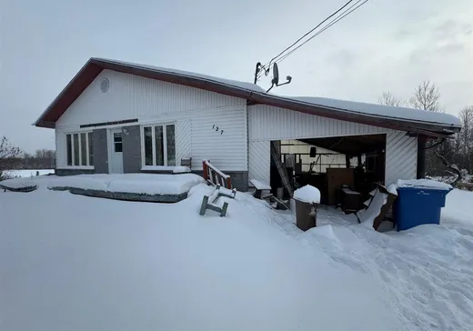 Bungalow for sale - 127 Route 113 S., Senneterre, J0Y2M0