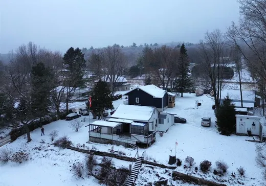 Bungalow à vendre - 125 Rue de la Berge, Grenville, J0V1B0