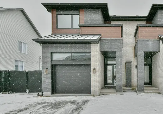 House for sale - 3260 Rue du Riesling, Sainte-Marthe-sur-le-Lac, J0N 1P0