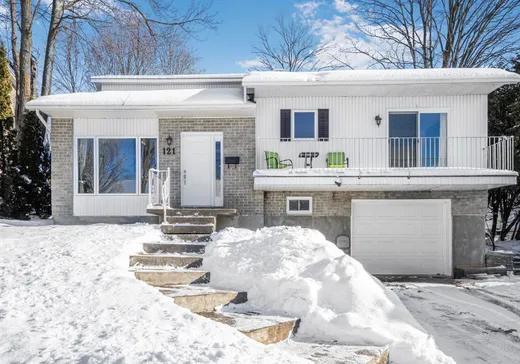 Two or more stories for sale - 121 Rue Santa, Saint-Jérôme, J7Y4L6