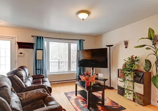 Maison à vendre - 164 Rue St-Francis, Sherbrooke, J1M 0B3