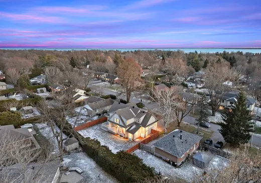 Maison à vendre - 539 Church Street, Beaconsfield, H9W 3T3