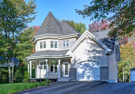 Two or more stories for sale - 168 Rue Marc-Aurèle-Fortin, Saint-Charles-Borromée, J6E9E9