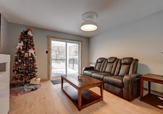 House for sale - 168 Rue Marc-Aurèle-Fortin, Saint-Charles-Borromée, J6E 9E9